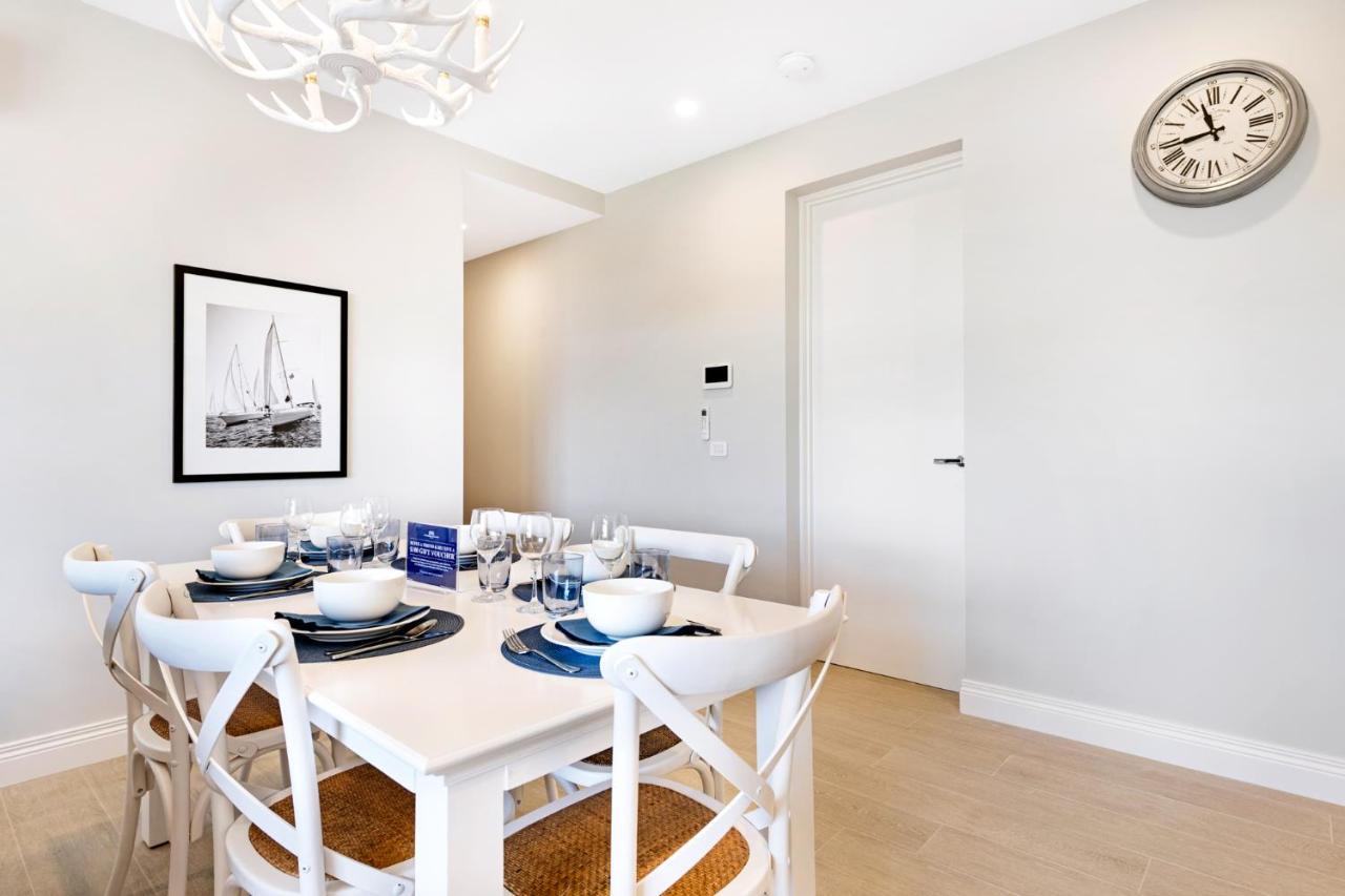 The Hamptons Apartments - St Kilda Melbourne Bagian luar foto